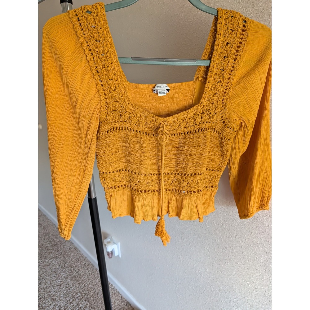 American Eagle Mustard Yellow Crochet Lace Peplum‎ Crop Top Boho XS Long Sleeve